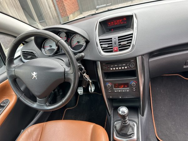 Peugeot 207 1.6 HDi Platinum - Image 12