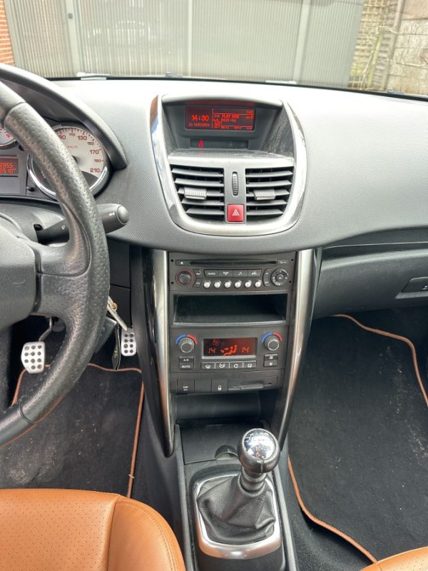 Peugeot 207 1.6 HDi Platinum - Image 14