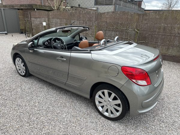 Peugeot 207 1.6 HDi Platinum - Image 16
