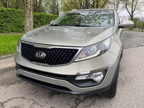 Kia Sportage 1.6 GDI Attract 2WD - Image 2
