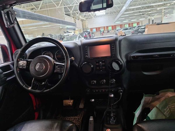 Jeep Wrangler Unlimited 2.8 - Image 12