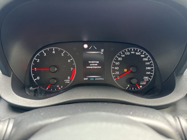 Toyota Yaris 1.6 Turbo - Image 17