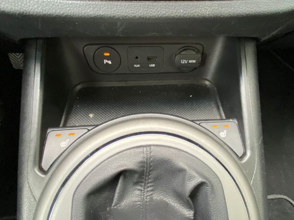 Kia Sportage 1.6 GDI Attract 2WD - Image 17