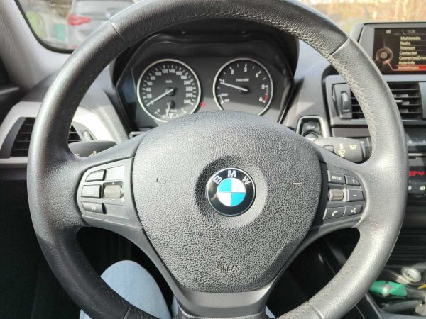 BMW 1er 116d Efficient Dynamics Edition - Image 18