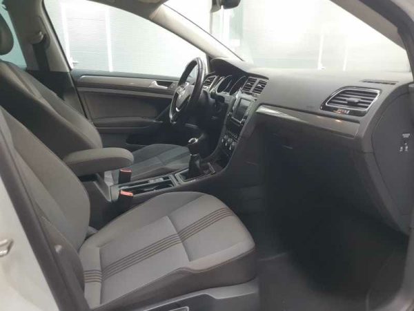 Volkswagen Golf VII 1.2 TSI - Image 9