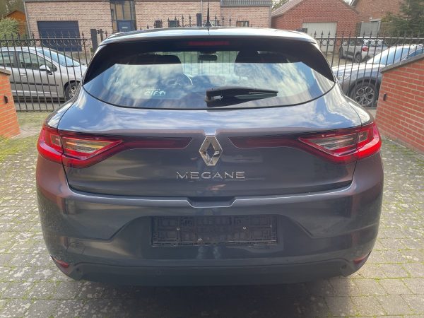 Renault Megane 1.5 dCi Energy - Image 5