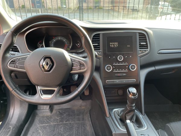 Renault Megane 1.5 dCi Energy - Image 12
