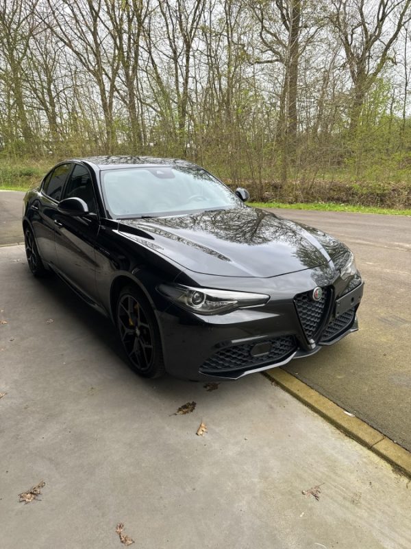 Alfa Romeo Giulia 2.0 Turbo - Image 7