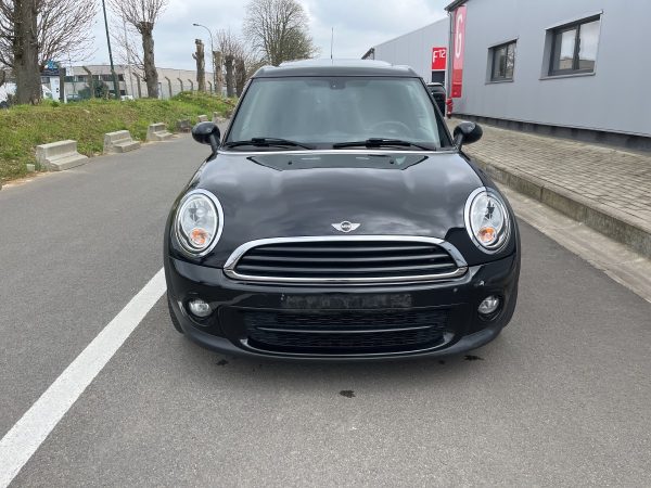 MINI Clubman One D - Image 8