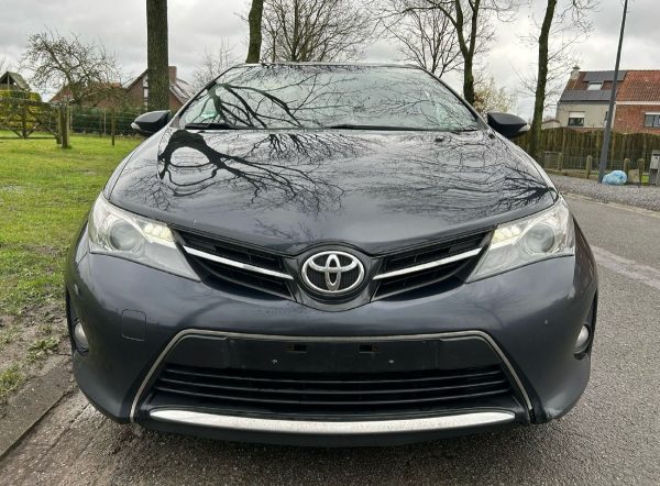 Toyota Auris 1.4 Turbo - Image 8