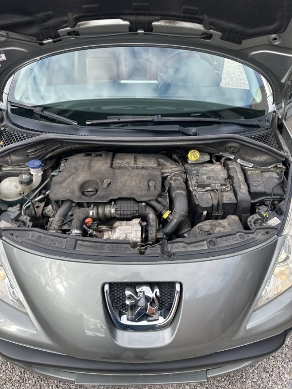 Peugeot 207 1.6 HDi Platinum - Image 9