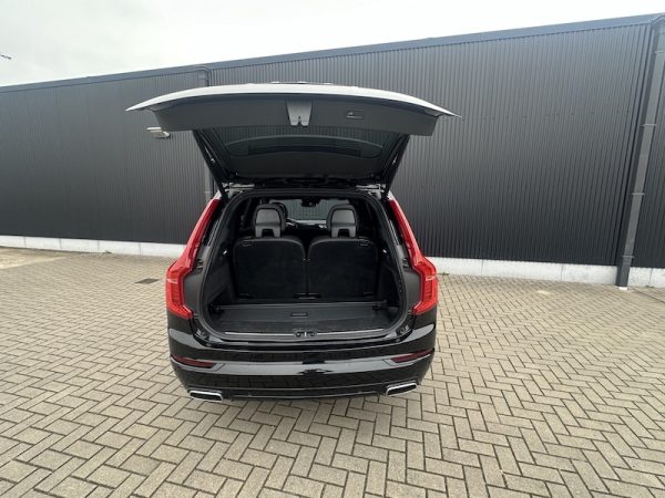 Volvo XC 90 2.0 D5 R-Design - Image 10