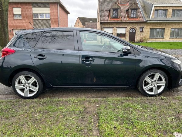 Toyota Auris 1.4 Turbo - Image 17
