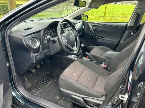 Toyota Auris 1.4 Turbo - Image 19