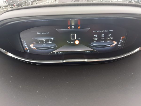 Peugeot 3008 1.5 Blue-HDi - Image 10