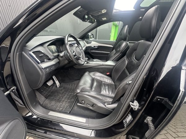 Volvo XC 90 2.0 D5 R-Design - Image 21