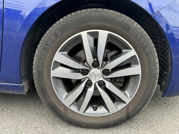 Peugeot 308 1.5 Blue-HDi Allure - Image 14