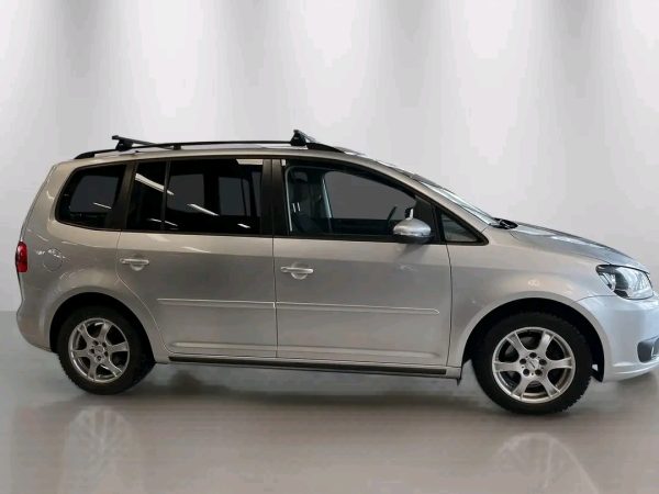 Volkswagen Touran - Image 4