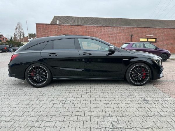 Mercedes-Benz CLA 45 AMG