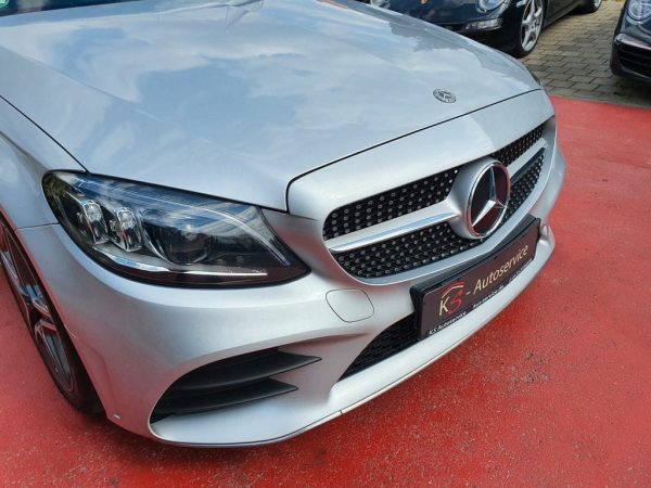 Mercedes-Benz C220 - Image 16