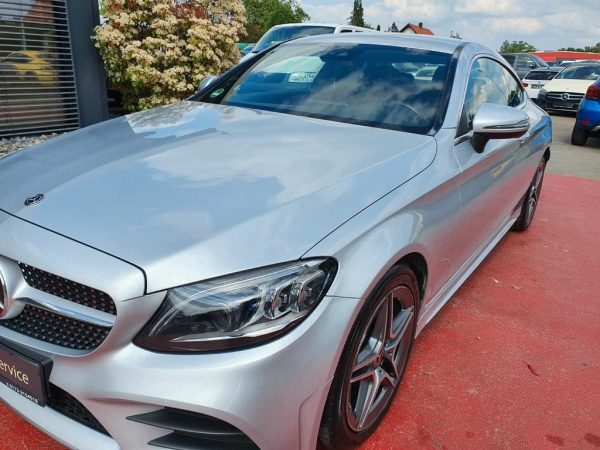 Mercedes-Benz C220 - Image 11
