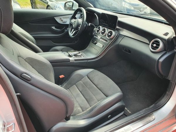 Mercedes-Benz C220 - Image 17