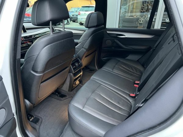 BMW X5 Drive40d - Image 13