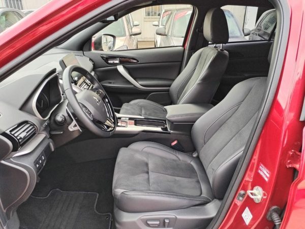 Mitsubishi Eclipse - Image 13